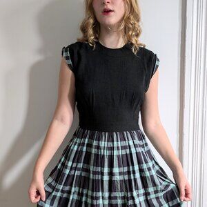 60s Vintage Jonathan Logan Dress Plaid Skirt XXS 25" Waist Short Sleeve Ladylike